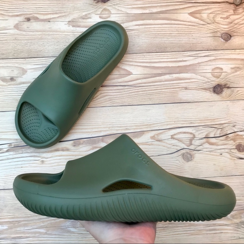 Crocs Mellow Slide - Picture 2 of 16